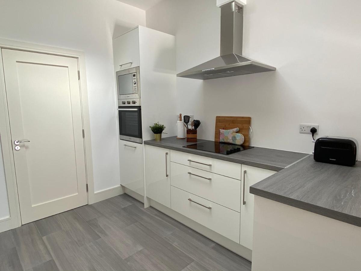 Apt 4 - Silver Spruce Apartment Killarney Bagian luar foto